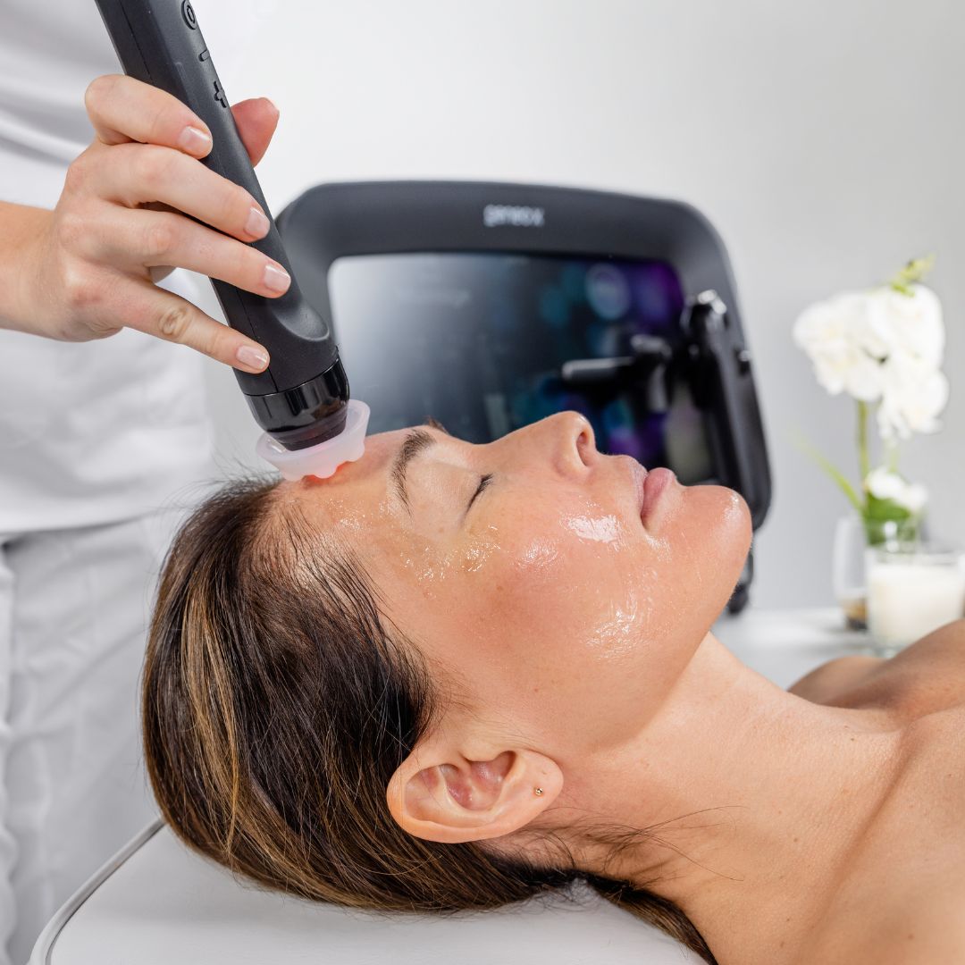 Glo2Facial: Ultimate Skin Rejuvenation